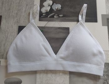 Soutien gorge Hollister taille M.