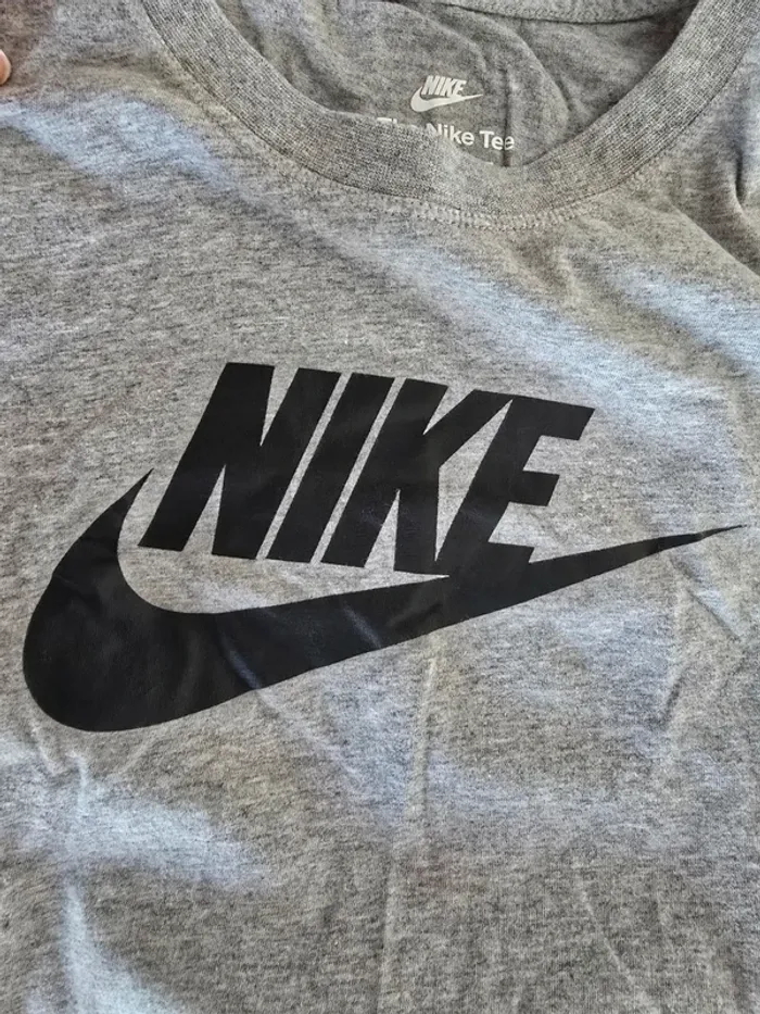 Tee shirt court Nike - photo numéro 2