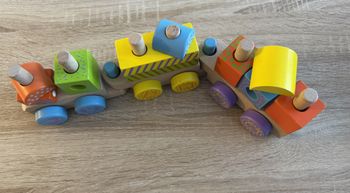 Petit train 3 wagons en bois Ulysse