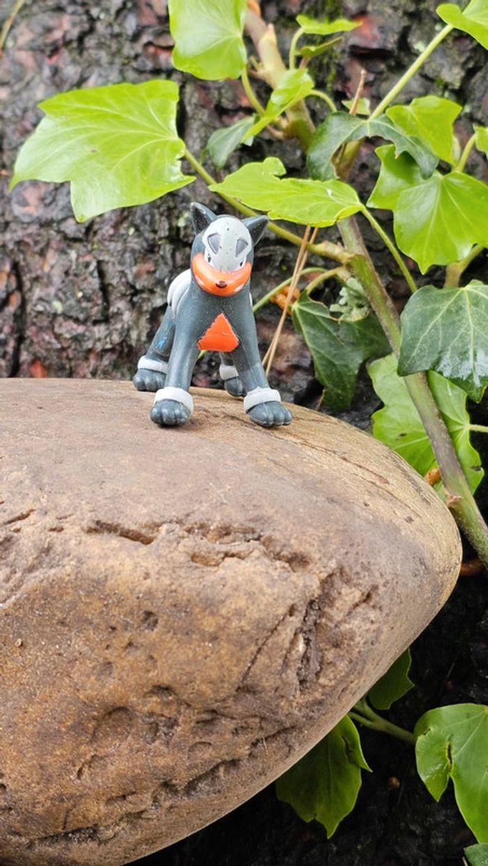 Super figurine Pokemon Nintendo malosse