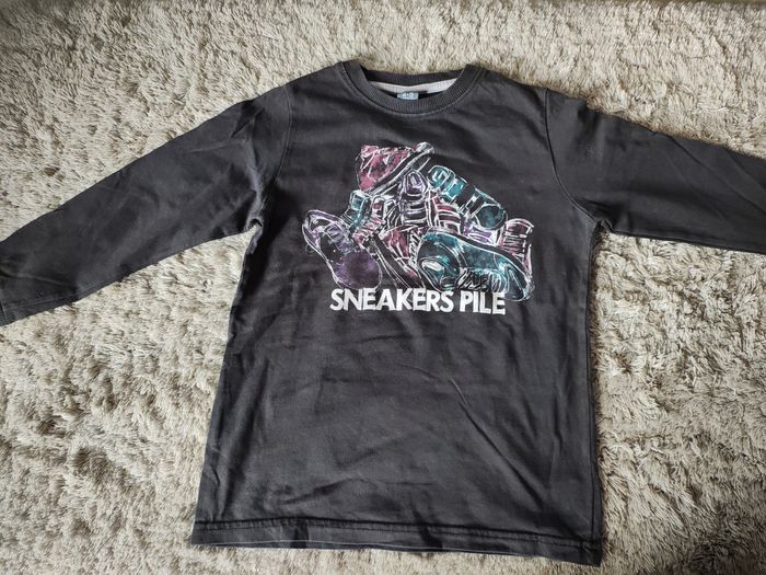 Tee-shirt taille 4-5 ans //110 cm