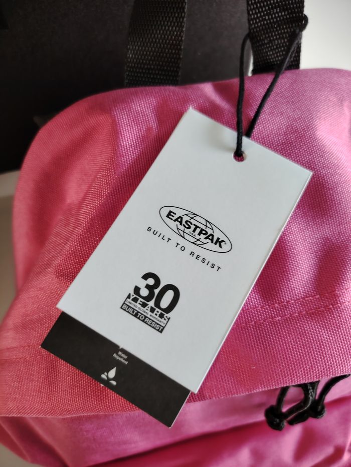 Sac à dos Eastpak rose 24L – Neuf avec étiquette – Classique, solide, pratique - photo numéro 3