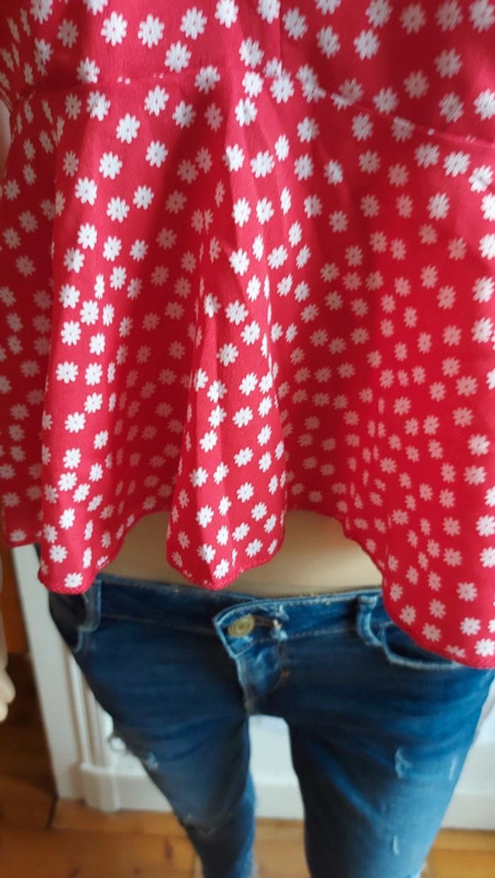 Blouse à fleur - dos nu - épaules dénudées/ romwe taille S - photo numéro 4