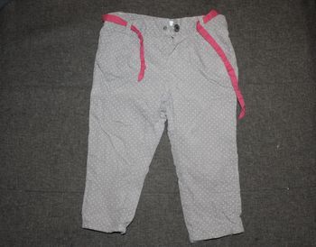 Pantalon gris avec ceinture