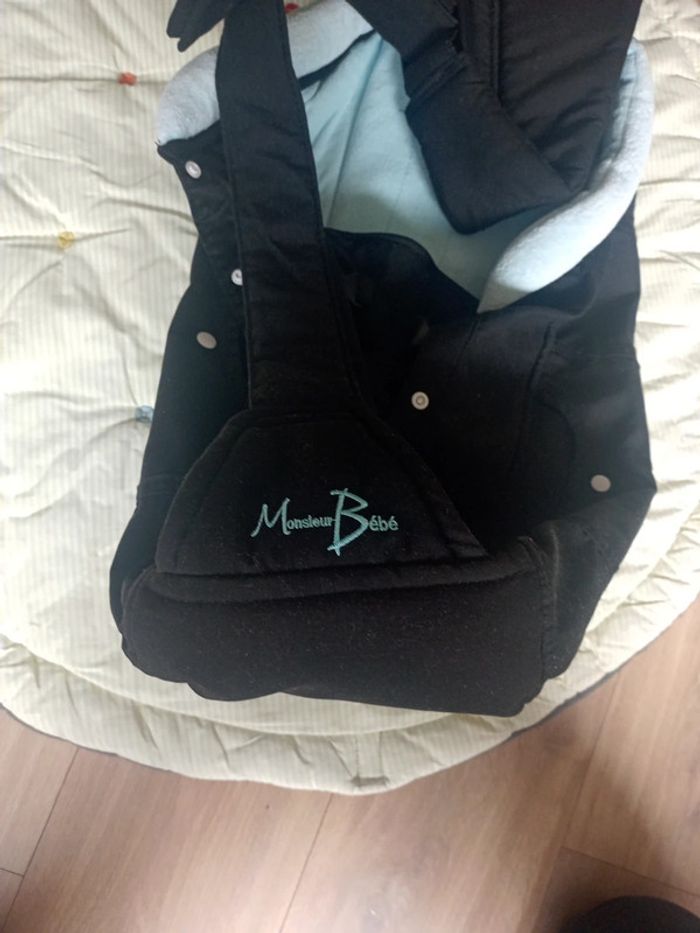 Porte bébé - photo numéro 7