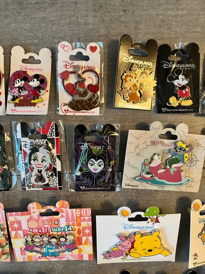 Achat en lot ou à l’unité pins divers Disney - photo numéro 3