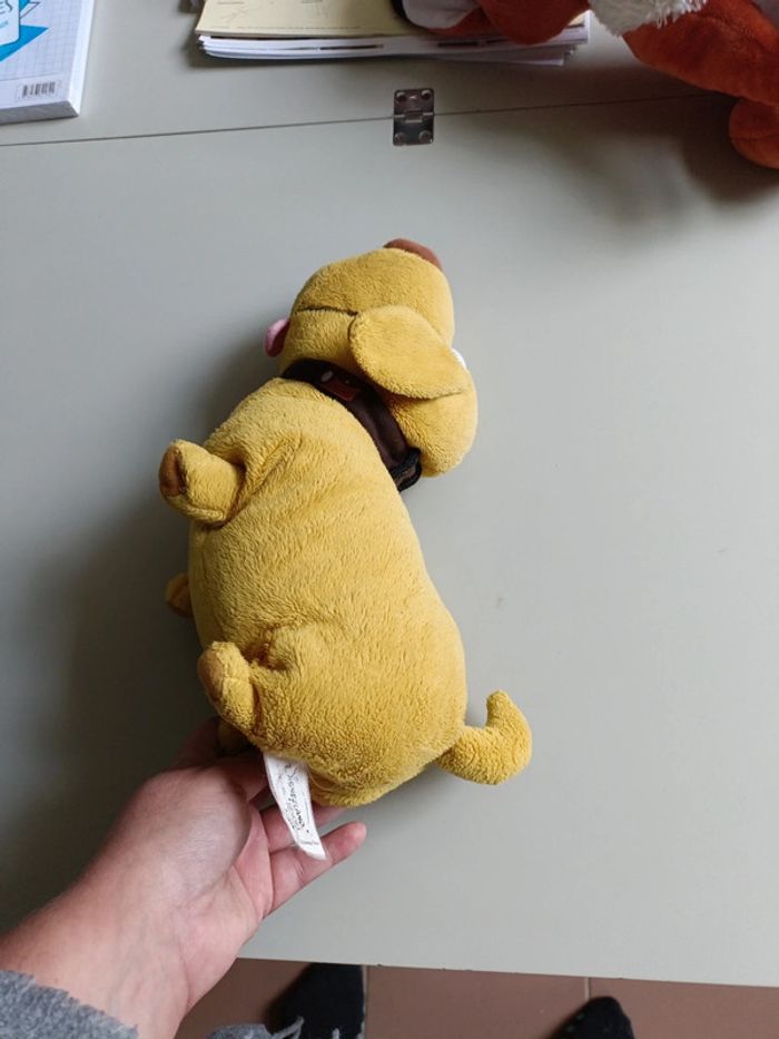 Peluche chien Disneyland Paris - photo numéro 4
