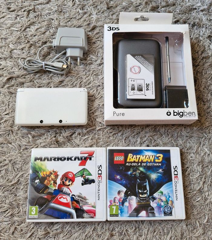 Lot Console Nintendo 3DS Blanche + 2 Jeux - photo numéro 3