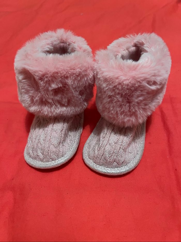 Paire de bottes bébé fille pointure 19 bon état - photo numéro 2