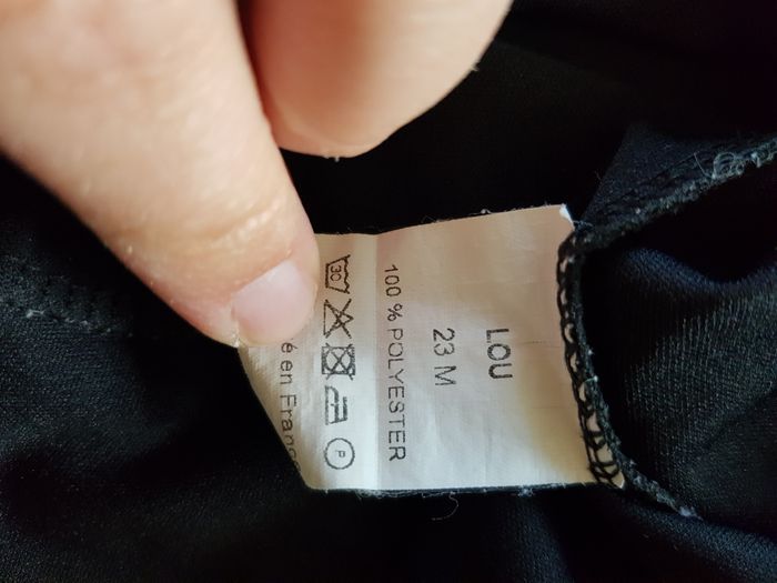 Robe noir - photo numéro 4