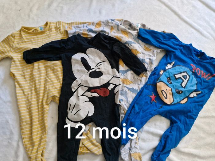 Pyjamas 12 mois