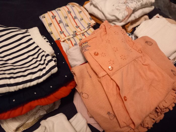Lots d'habits filles en 3 mois - photo numéro 3