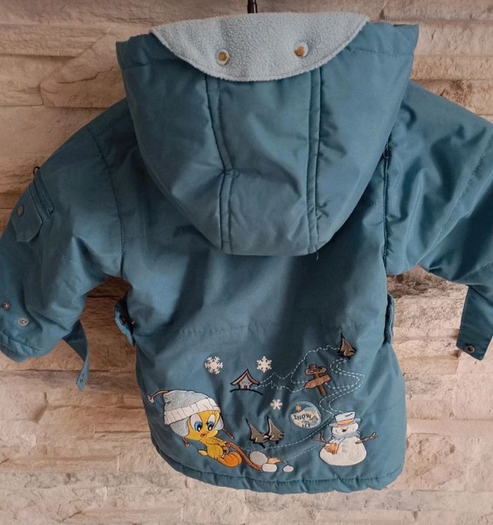 Manteau et gants Looney Tunes taille 6 mois en très bon état - photo numéro 4