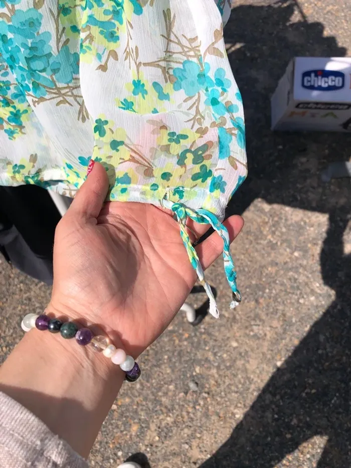 Blouse Damart fleurie - photo numéro 3