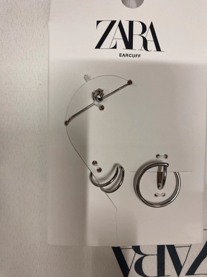 Fausse Boucle d’oreille - photo numéro 2