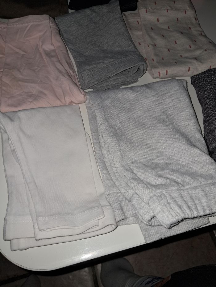 Lot de pantalon bébé 6 mois - photo numéro 4