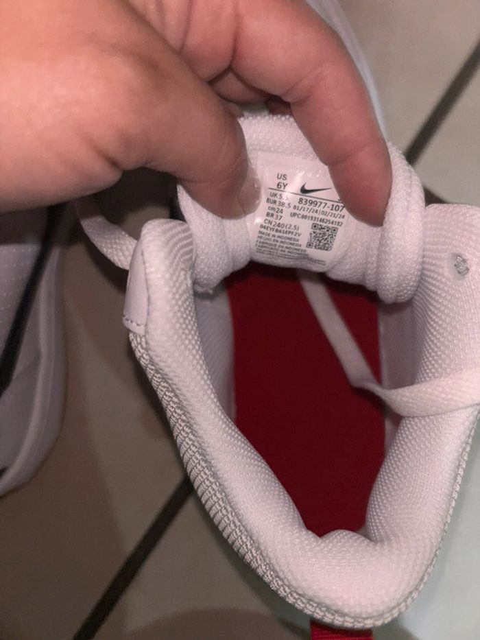 Baskets Nike P.38,5 Neuves unisex - photo numéro 7