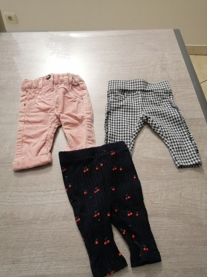 3 pantalons 1 mois