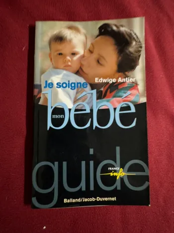 Livre je soigne mon bébé