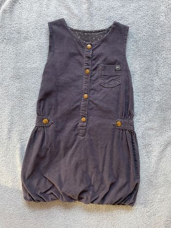 Robe en velour, 4 ans