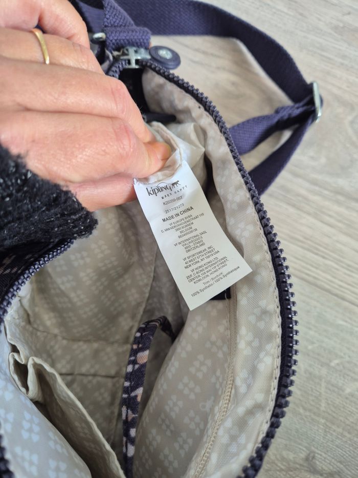 Sac a main Kipling violet - photo numéro 4