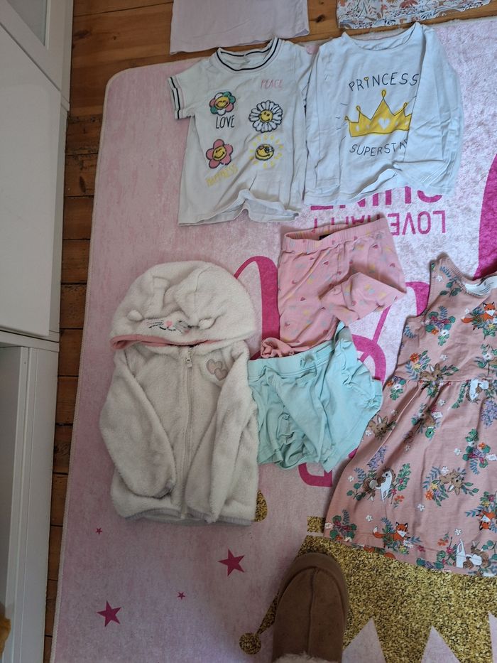 Lot vêtements fille 92cm - photo numéro 6