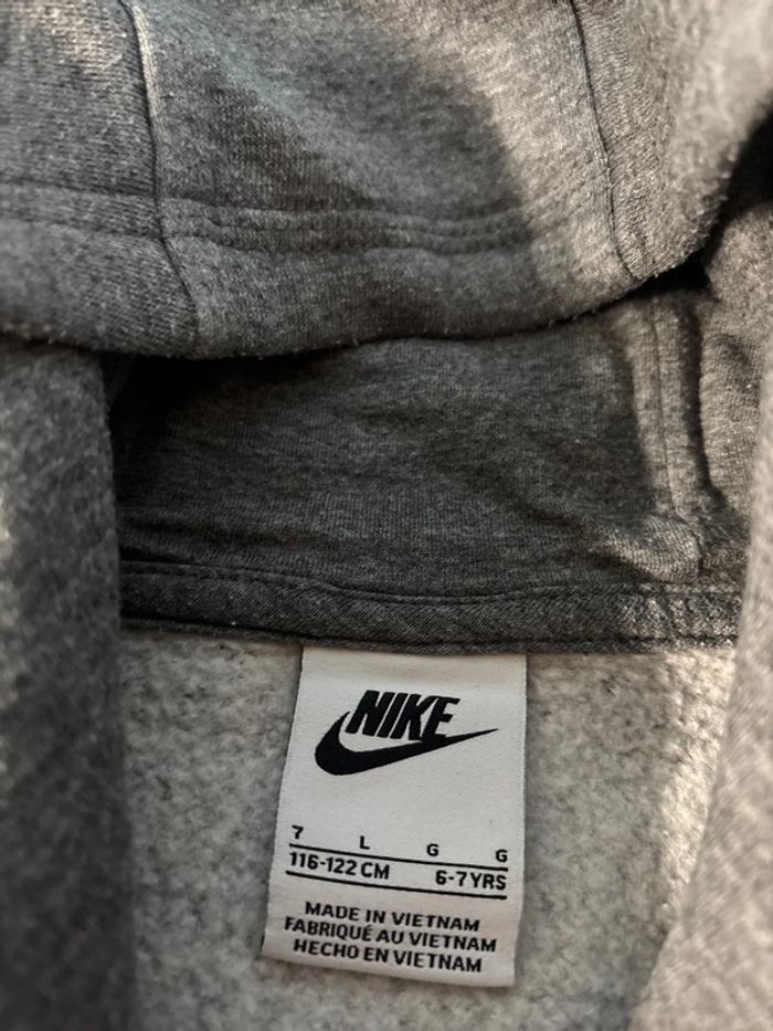 Ensemble de survêtement Nike taille 6-7ans - photo numéro 4