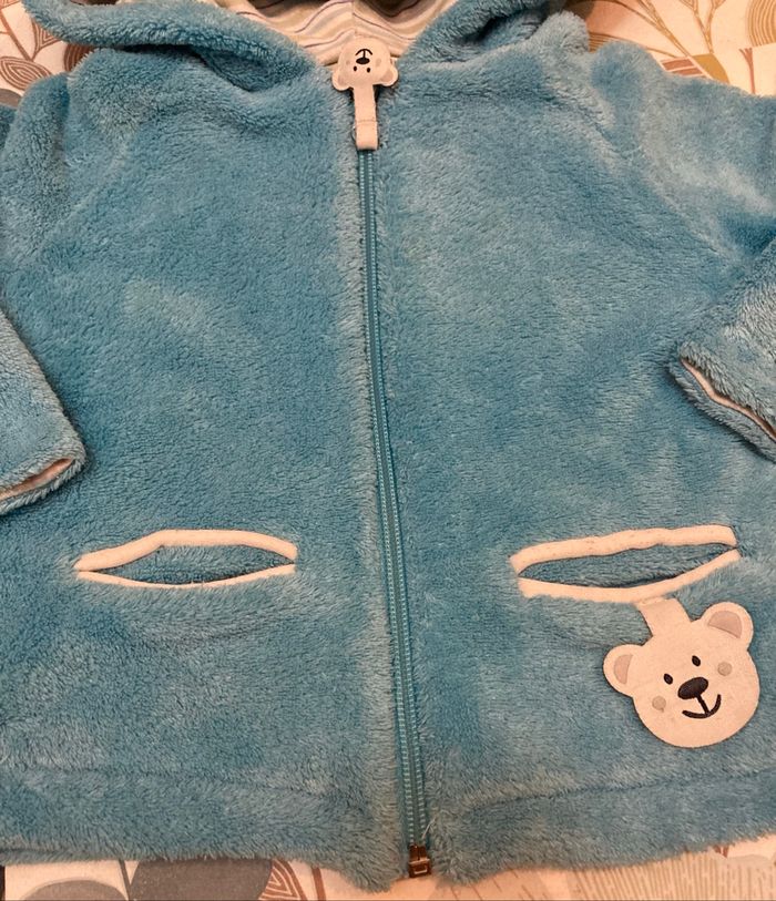 Veste polaire taille 9 mois - photo numéro 2
