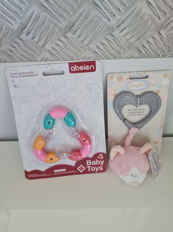 Lot pour bébé neuf