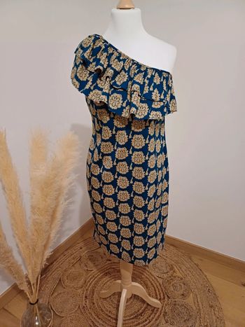 Robe bleue fleurie asymétrique Privée Tnl taille M 38