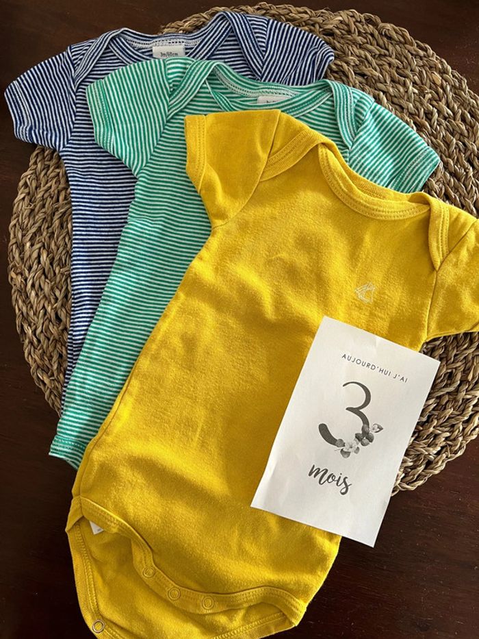 Lot bodys été Petit Bateau