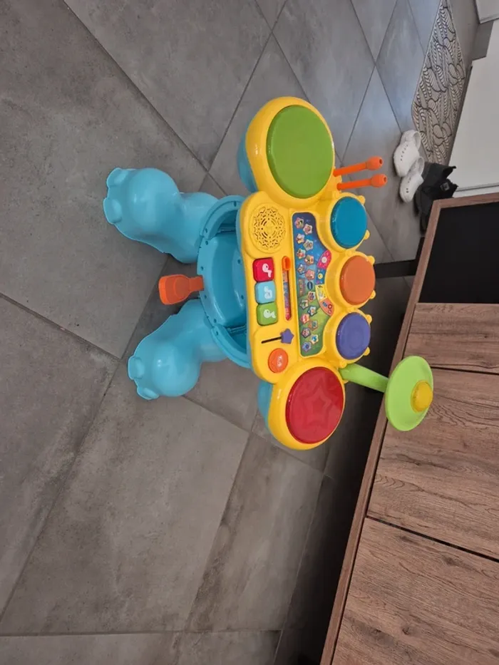 Jeux batterie enfant