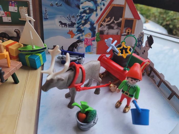 Playmobil 9264 : Calendrier de l'avent, La Fabrique du Père-Noël 🎅 - photo numéro 9