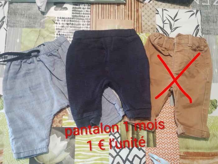 Pantalons 1 mois - photo numéro 2