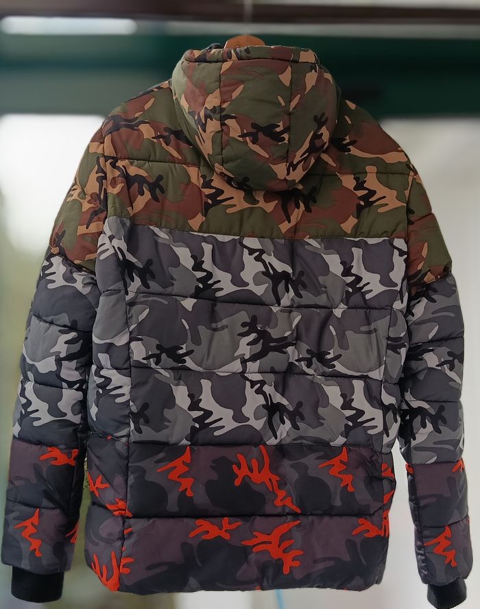 Doudoune Superdry camouflage tricolore - photo numéro 2