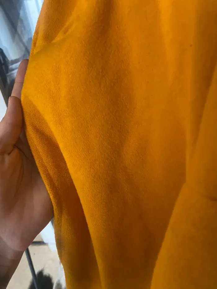 Gilet capuche jaune moutarde - photo numéro 5