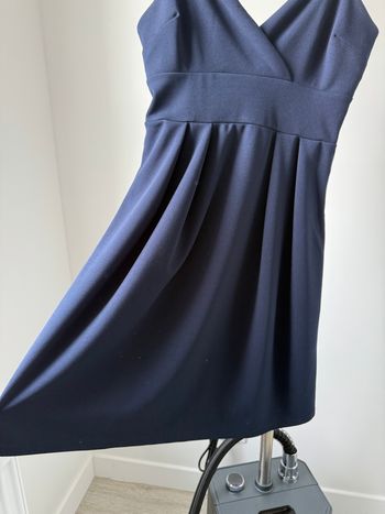 Robe évasée avec bretelles bleu marine cache cache 