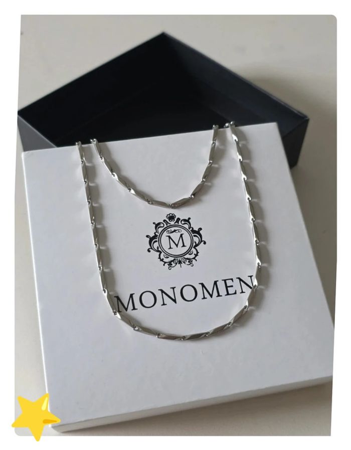 Collier monomen avec boite en acier inoxydable 50cm