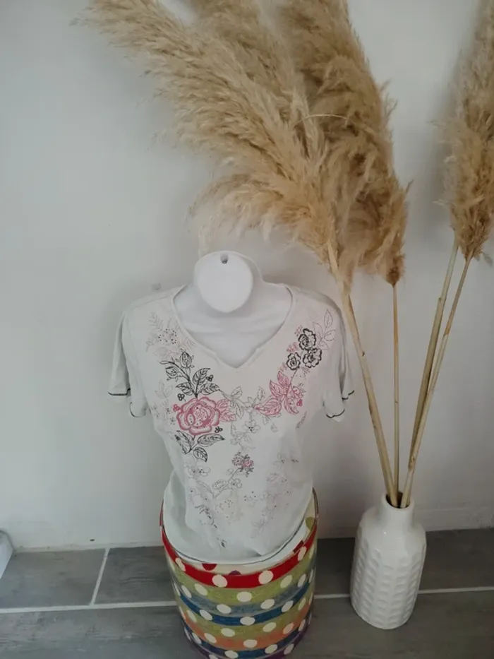 Tee shirt femme 🎀 38