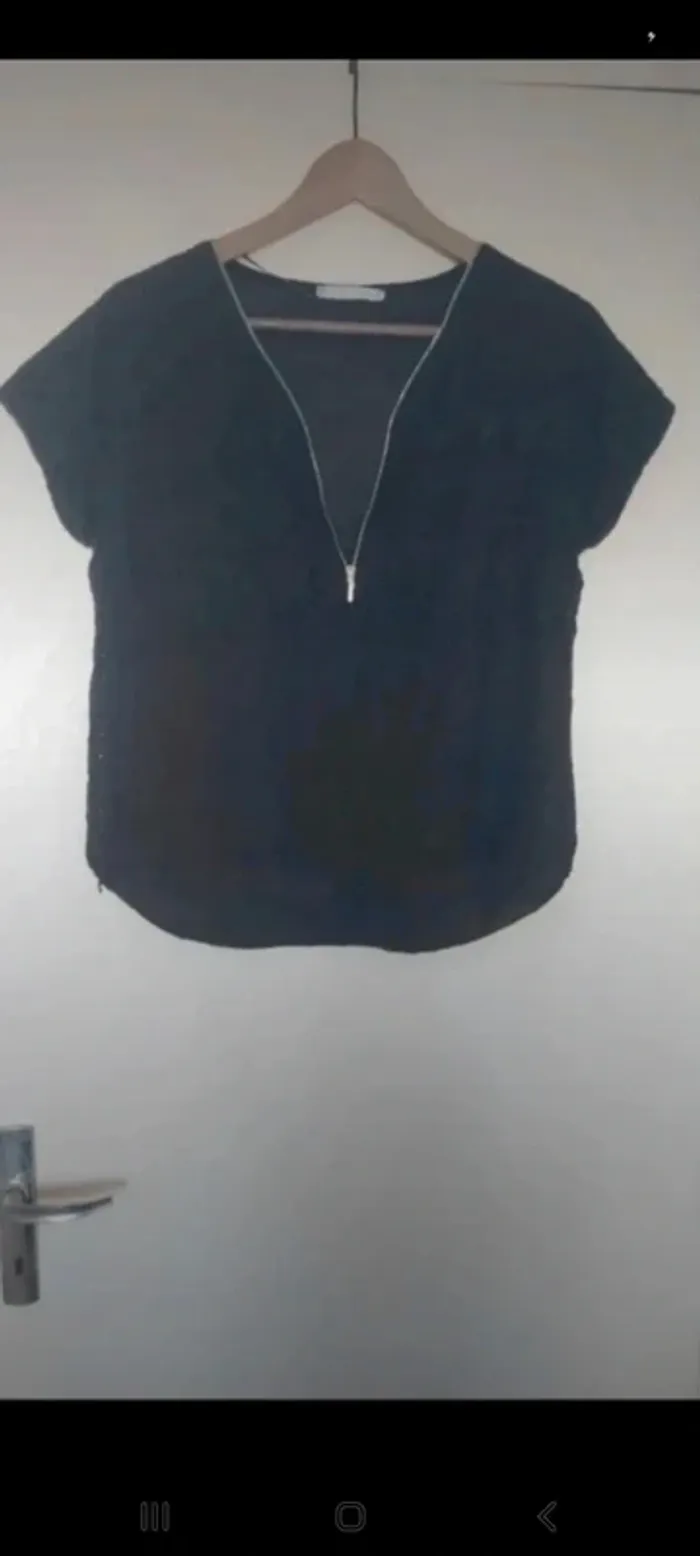 Blouse noire - photo numéro 2
