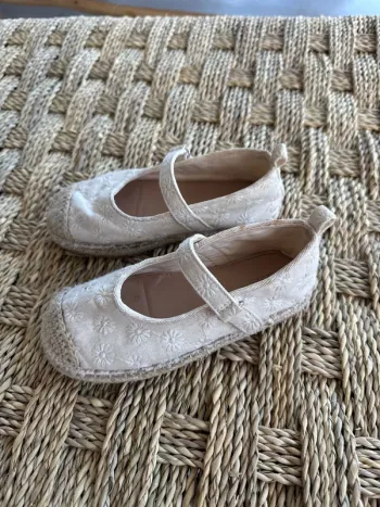 Ballerine beige Zara Pointure 27 - 5 €