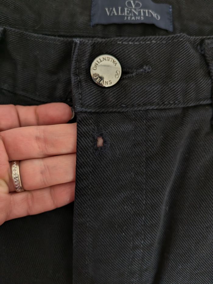 Jean droit noir - Valentino - taille 34 (FR 44) - photo numéro 9