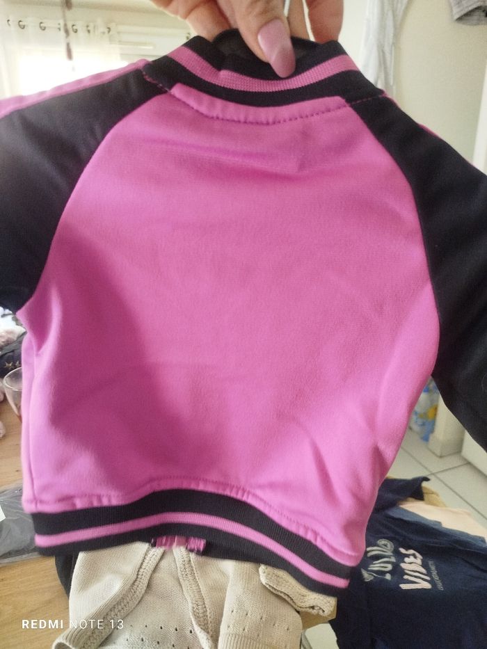 #kytie3moisfille. Gilet taille 3 mois - photo numéro 2