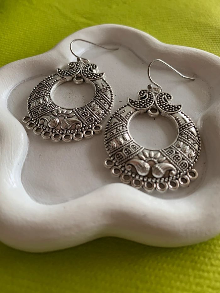Boucles d’oreilles bohémiennes argentées en alliage de zinc - photo numéro 5