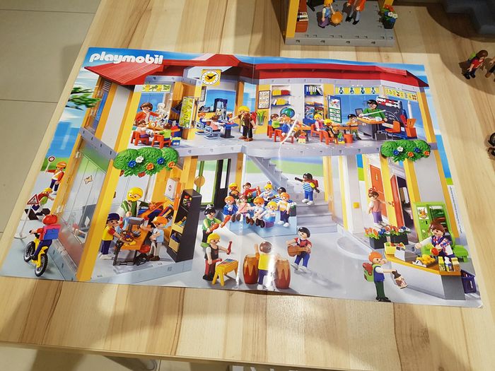 Boîte école playmobil set 4324 date de 2009 + scène du passage piéton - photo numéro 2