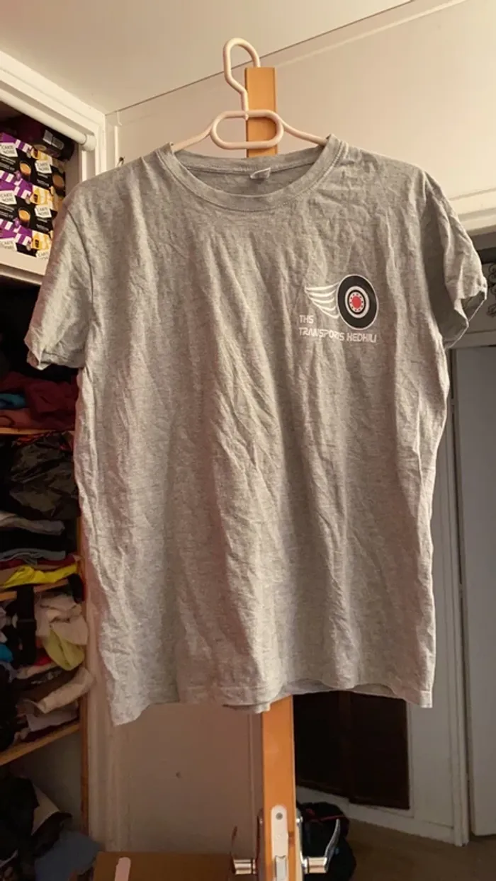 T-shirt couleur gris taille s