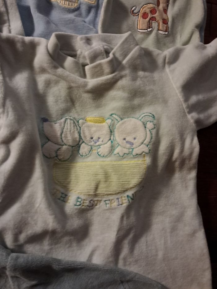 Pyjamas 3 mois hiver - photo numéro 6