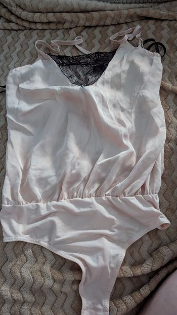 Body satiné