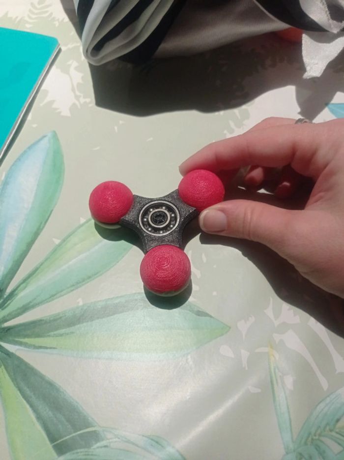 Hand spiner pokemon - photo numéro 2