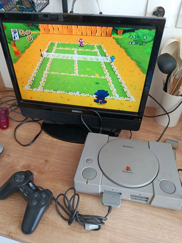 Console Playstation 1 avec jeux manettes câbles - photo numéro 3